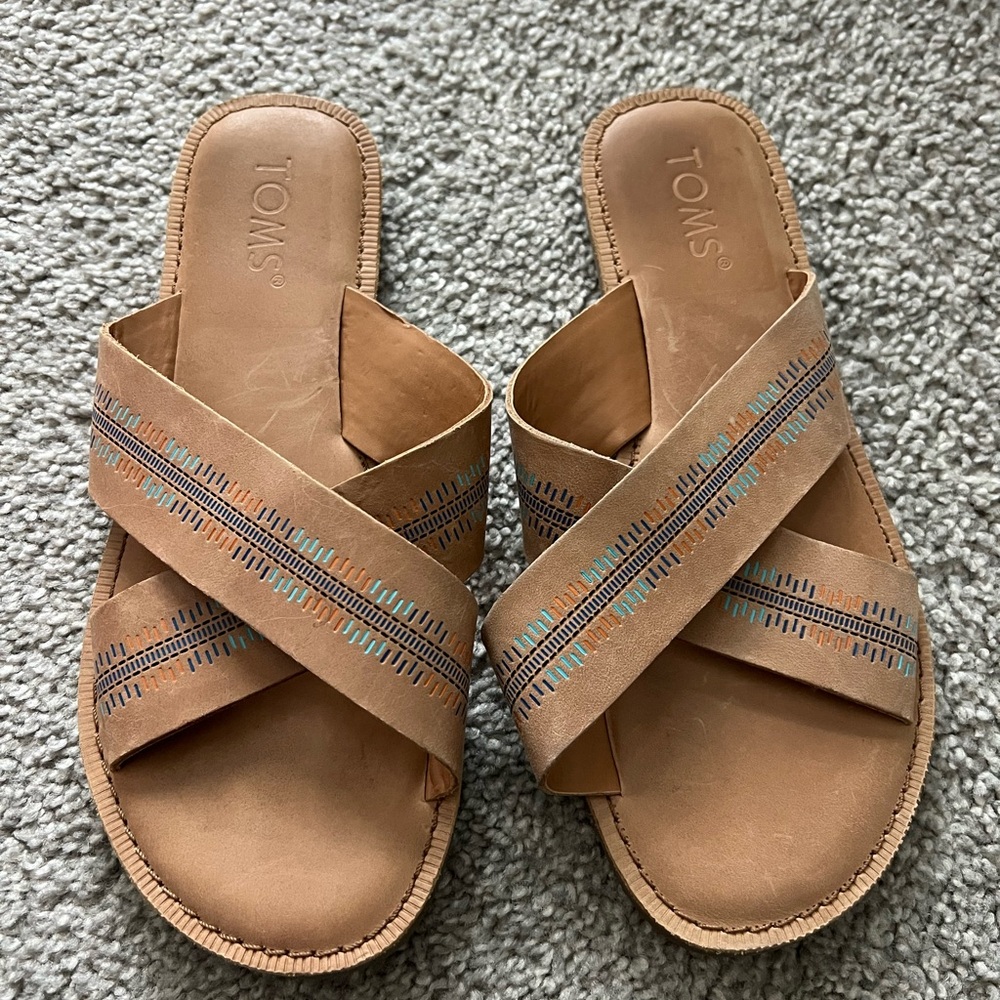 Toms Women’s Brown Leather Crisscross Slide Sandals with Blue & Orange Stitching